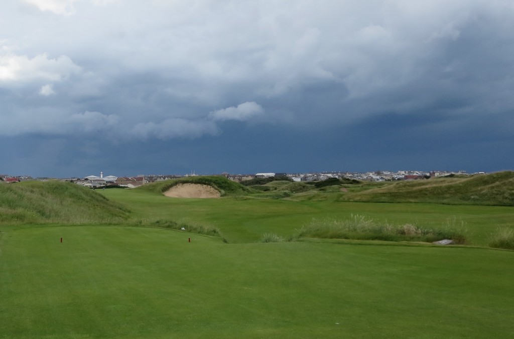 Golfers are advised to `Avoid Big Nellie,' the massive bunker on No. 17--especially on when a storm is rolling in.