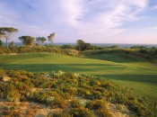 Oitavos Dunes, just outside Lisbon, showcases its setting on the Atlantic Coast, and does not waste any time: the very first green overlooks the ocean.