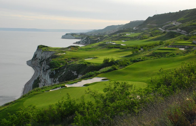 Thracian Cliffs Golf course