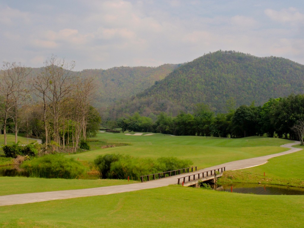 524-yard par-4 eleventh at Alpine!