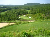 Probably nothing in Alabama can match the breathtaking beauty and heart-stopping nervousness at FarmLinks drop-shot 5th.