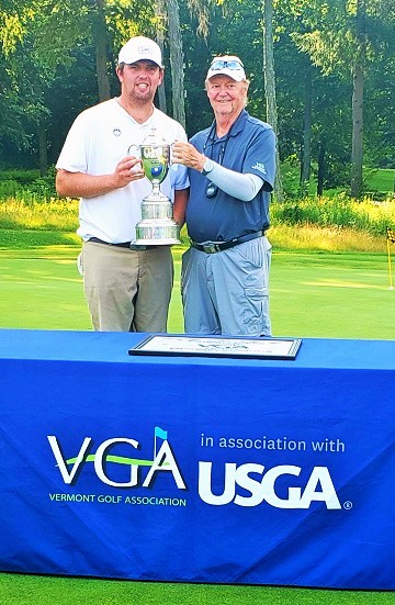 Jared Nelson accept Vermont Amateur trophy from VGA president Steve Currie