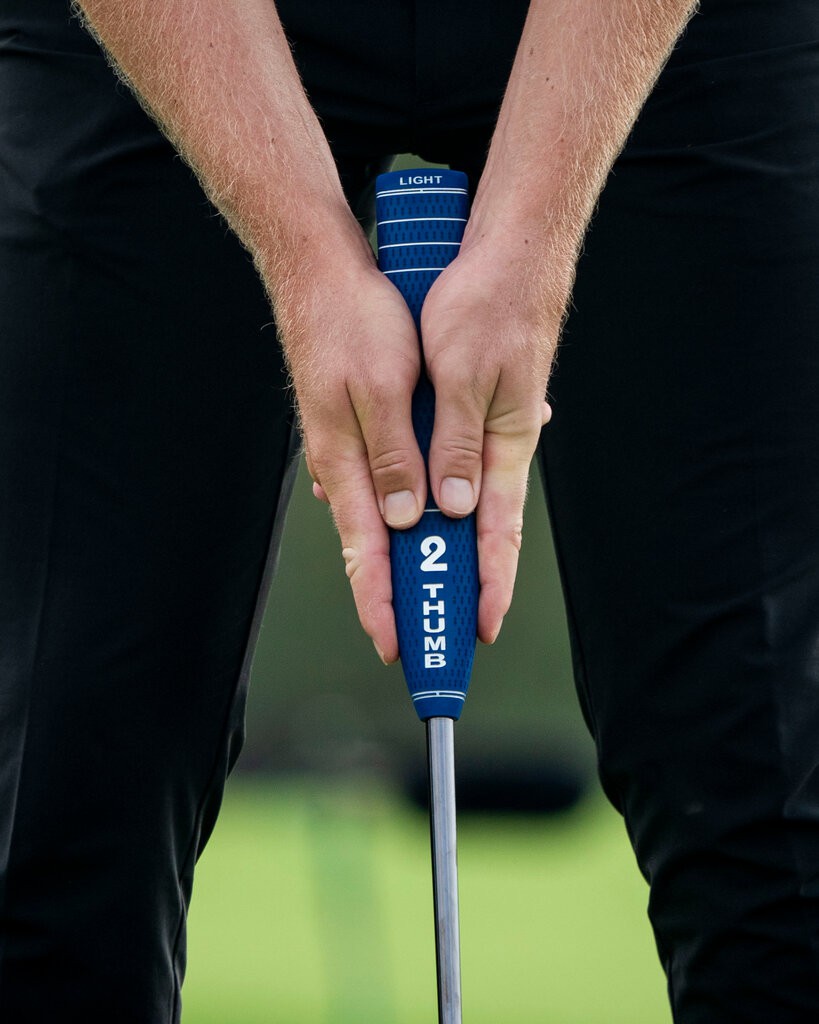 You don't need to use the grip that first inspired the 2THUMB concept. But it's worth a try. 