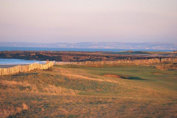 Royal Porthcawl approach to 2nd hole