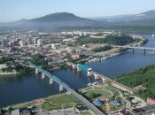 The now lovely city of Chattanooga sits at a dramatic meeting of land (Lookout Mountain) and water (the Tennessee River).