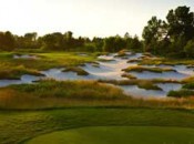 The par-three second boasts exquisite bunkering